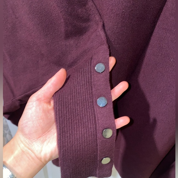 MACY’S Alfani Turtleneck Poncho Sweater, size small - Picture 4 of 4